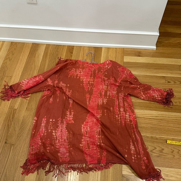 American Rag Red Tie-Dye Boho Ruana - Picture 10 of 11
